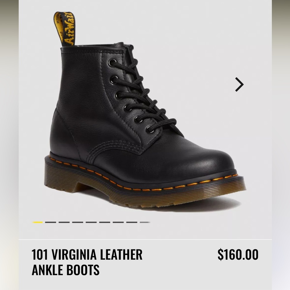 Dr. Martens virginia leather ankle boots, like new condition!